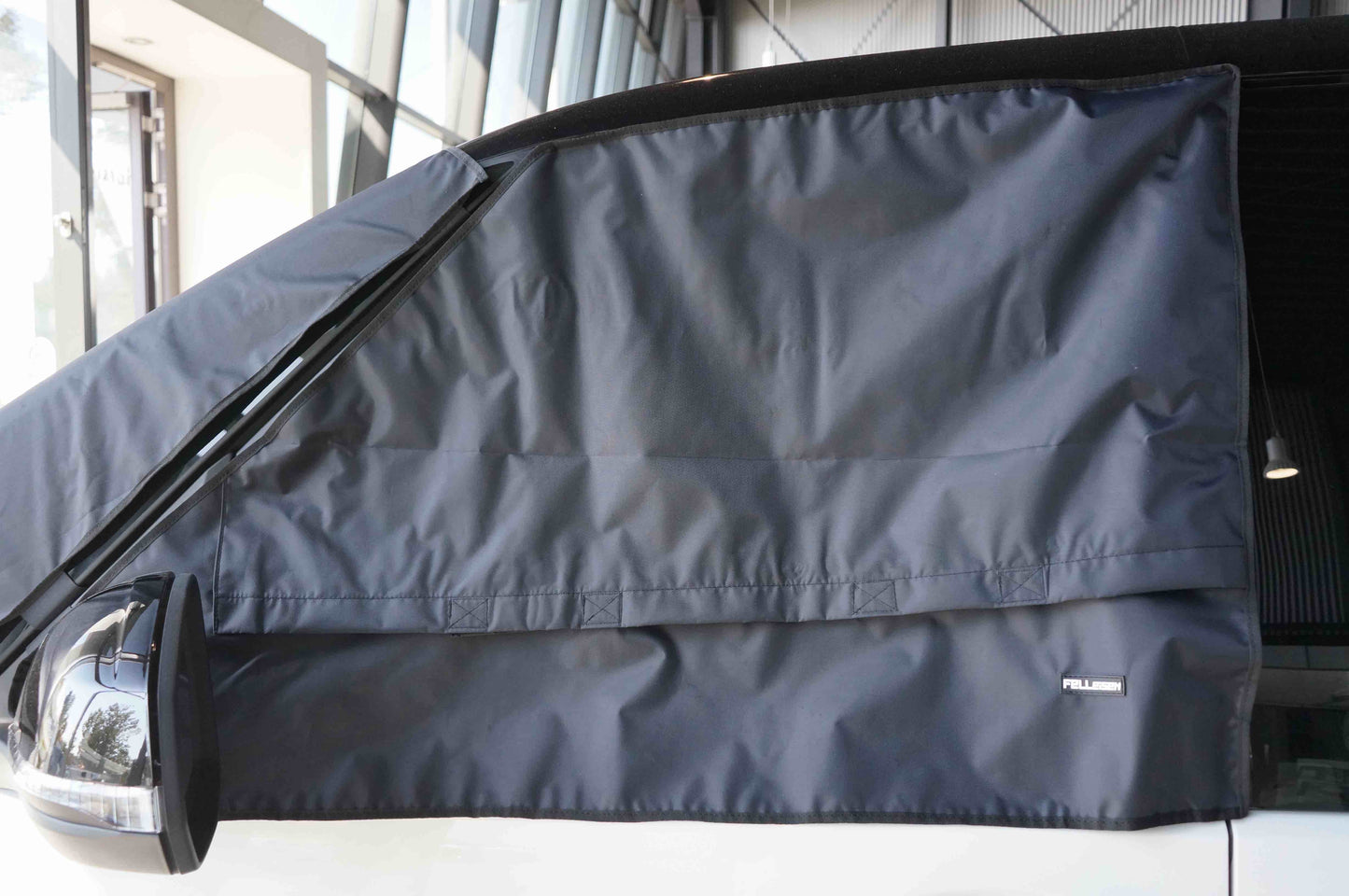 Shelter Comfort für VW New Multivan, New California VW T7 , Moskitonetz, ScheibenIoslierung fuer T7, Cockpitisolierung fuer VW T7, Windschutzscheibenisolierung VW T7, Abdunkelungen fuer VW, VW Zubehör, Verdunkelung VW T7,Außenisolierung
