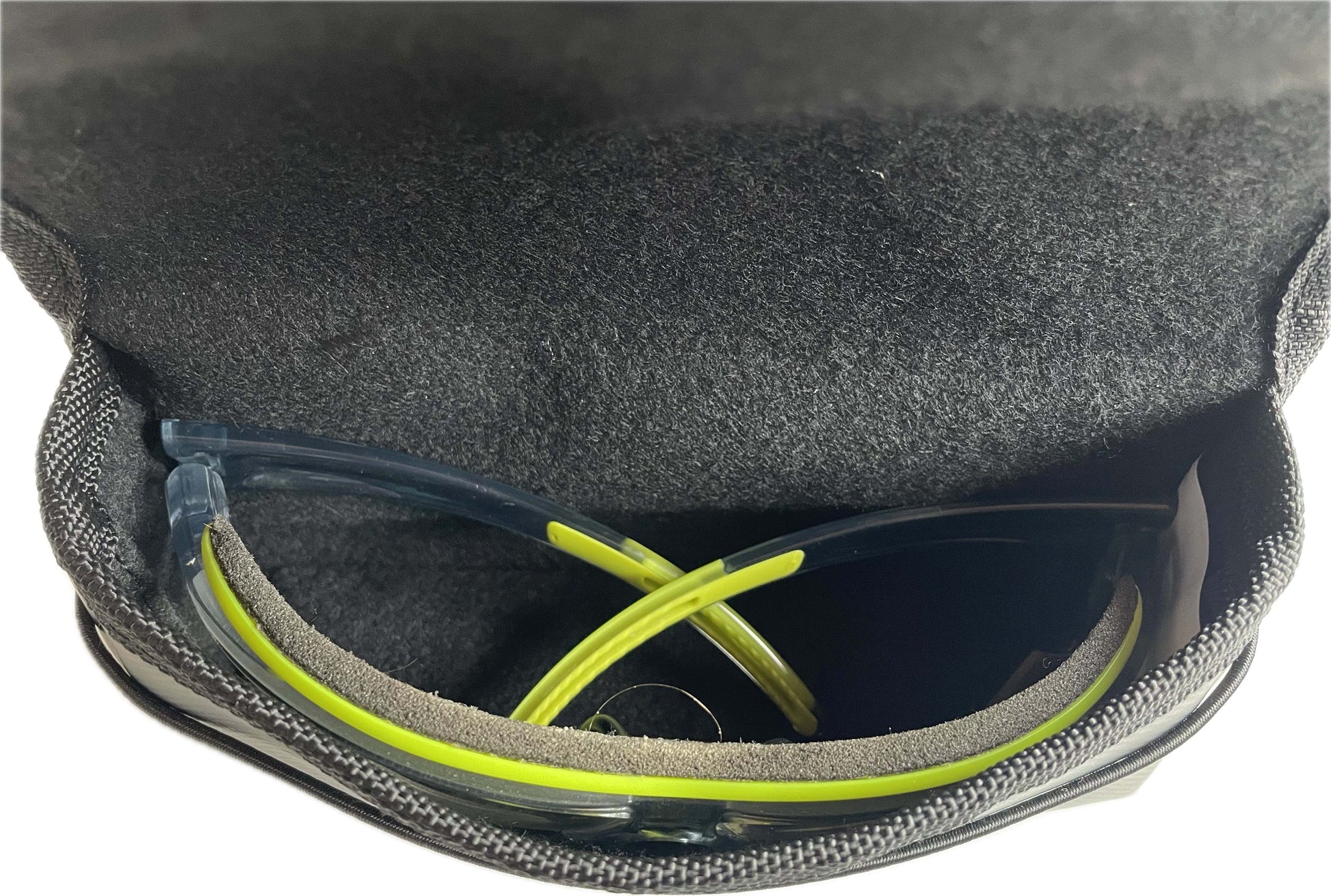 Brillenetui aus LKW-Planen