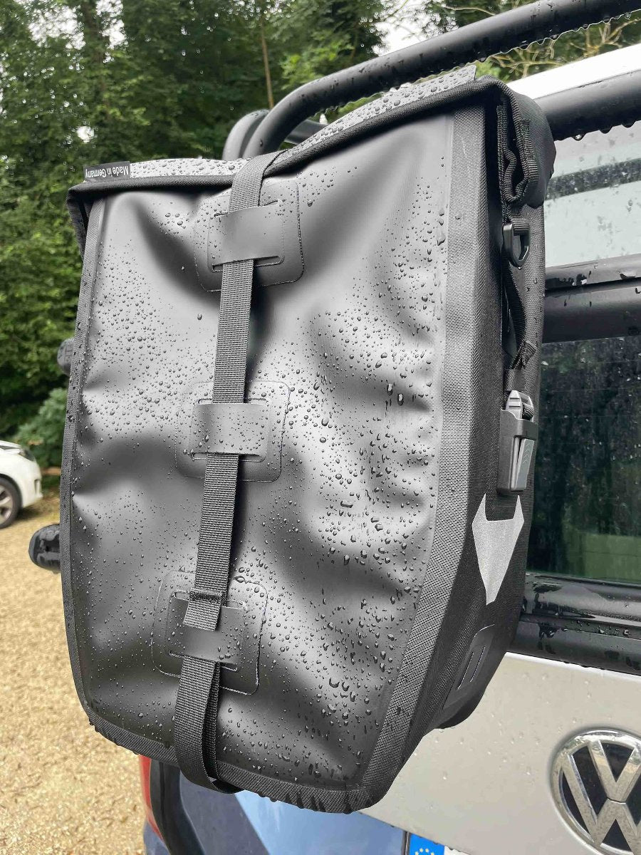 Wasserfeste Tasche, Outdoor, Bulli, Camper, Vanlife, Tasche fuer Radträger, Außentasche am Radträger, Ersatzradtasche fuer Offroad, Stauraum fuer Camper, Stauraumtasche fuer Camper, Taschen zu Befestigung am Radträger.
