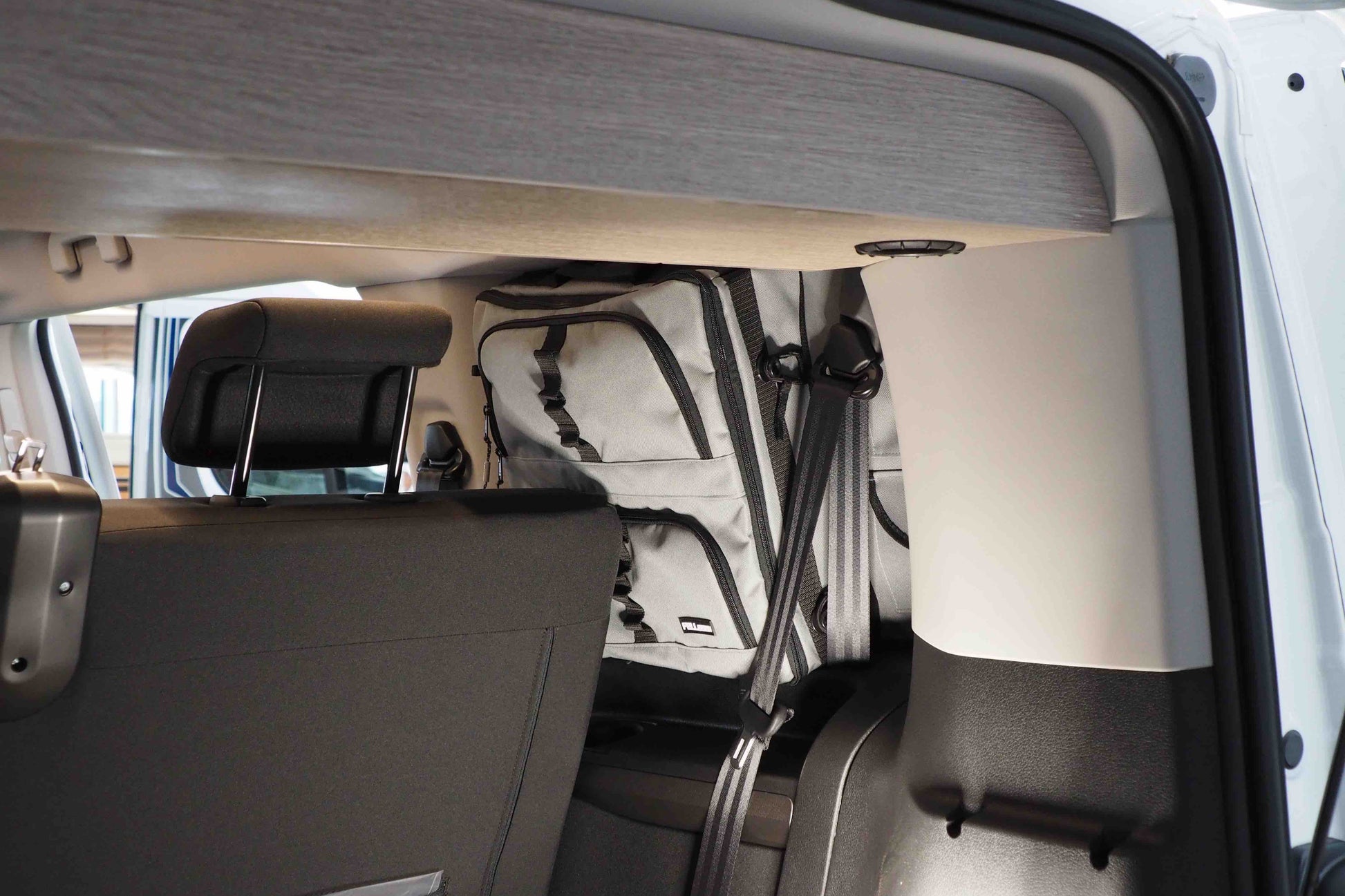 PSA Campster, Vanster, Spacetourer Fenstertaschen, Stauraum, Aufbewahrung, Fenstertaschen PSA, Fenstertaschen für PSA Bus - einfach Stauraum schaffen. Fenstertaschen speziell für den Pössl Crosscamp