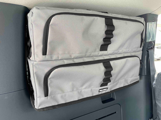 Fenstertaschen für KIA PV 5, PV5 Fenstertaschen, Packtaschen für Kia PV5, Stauraum und Campingzubehör für Kia PV 5, Camper KIA PV5, Campingzubehör Kia PV5, PV5 als Camper, Kia PV5 als Camper, Campingumbau KIA PV5.