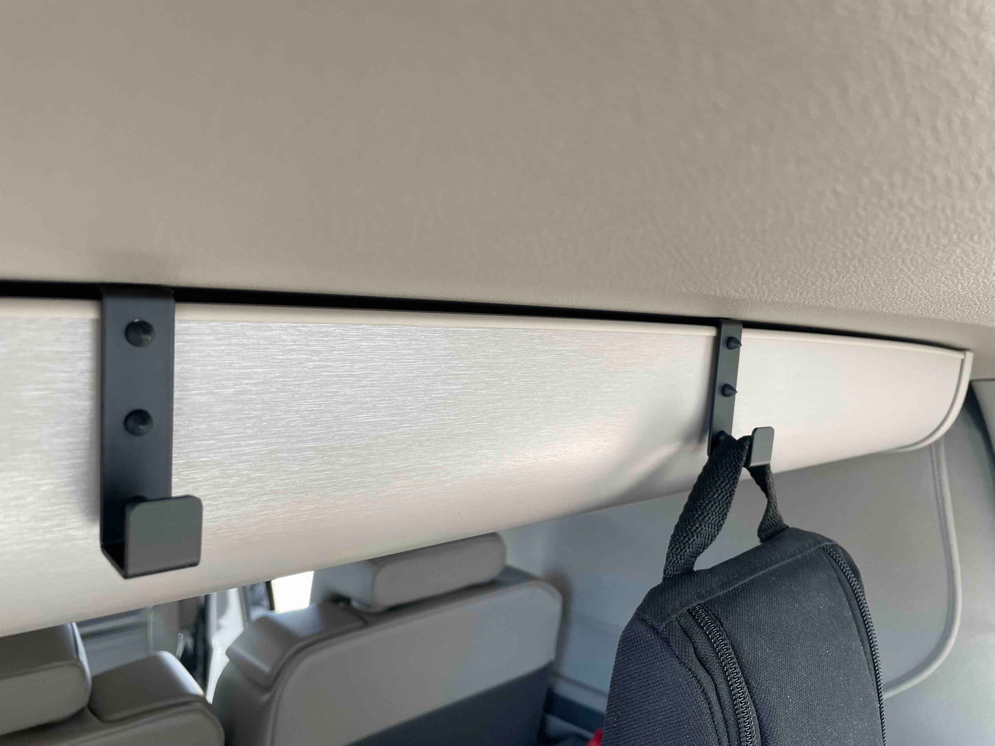 Dachschrankhaken für den neuen VW California Ocean