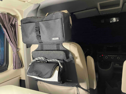 Kopfstützentasche, Tasche für Kopfstütze, Utensilo, Stick It Klebelösung, Organizer Taschen, Aufbewahrung, Stauraum, Camper, Bulli, Organizer fuer Camper, Abnehmbare Taschen fuer Camper, Magnettaschen, Organizer, Sitzorganizer, Sitztaschen, Entdecke den Camperorganizer, Camping pockets, Taschen mit magnetischer Befestigung, modularer Organizer, Organizer fuer Ducato, Boxer, Jumper. Campingorganizer, Wohnmobilorganizer, Rückenlehnentaschen Rückenlehenorganizer, Ordnungssystem fuer Vans, Organizer fuer Camper