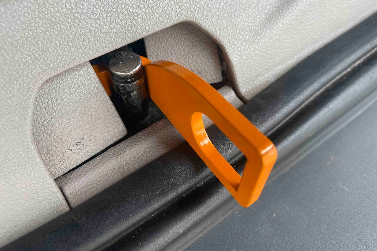 Heckklappenaufsteller, Belüftung, Caddy, Bulli Camper, Heckklappenaufsteller T6, Heckklappenaufsteller T5, Heckklappenaufsteller fuer California, Heckklappenaufsteller fuer Multivan