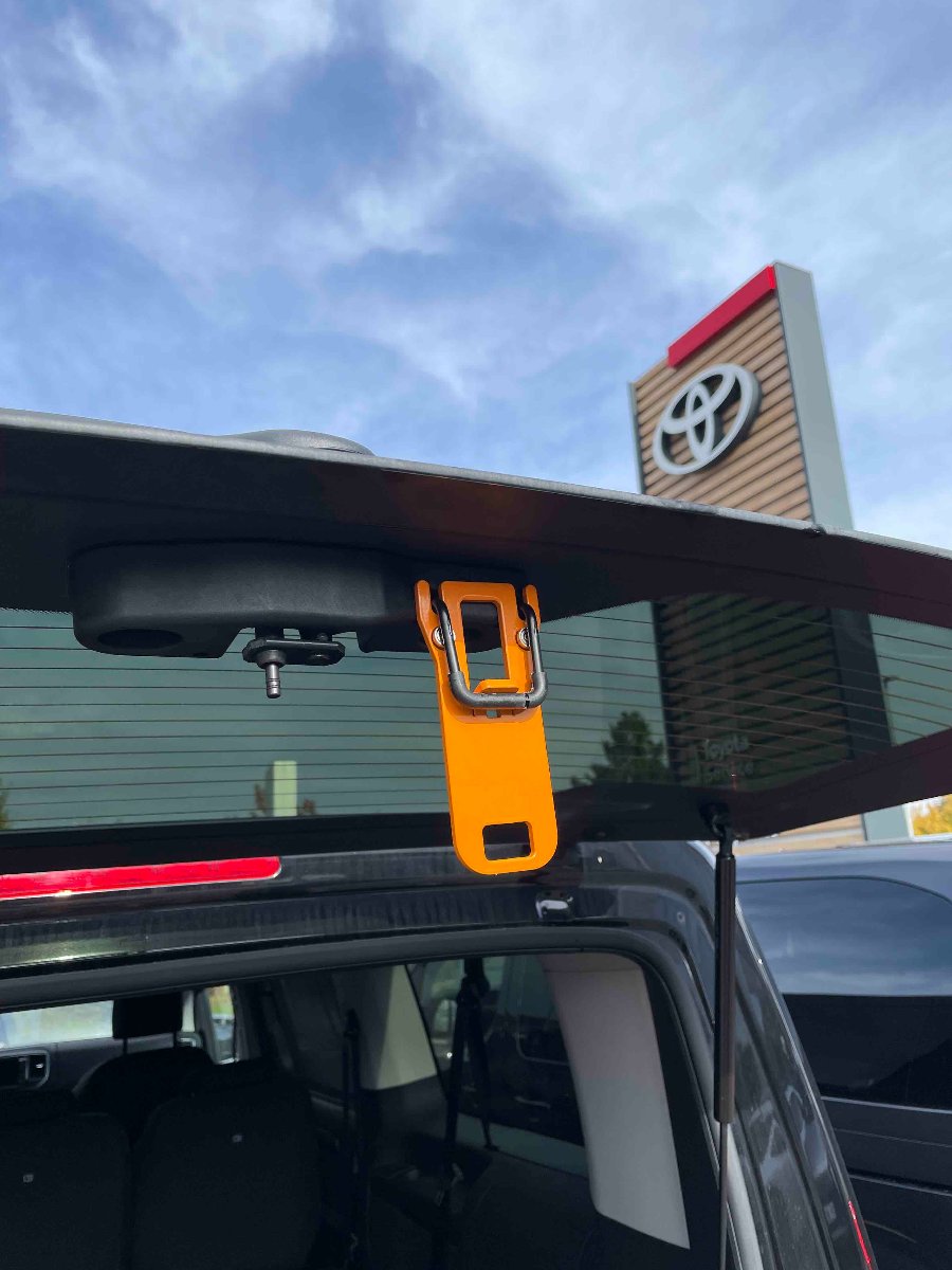 Heckscheibenaufsteller, Belüftung, PSA, Campster, Vanster, Camper. Zubehoer fuer PSA-Bus, Heckklappenaufsteller fuer Pössl, Heckklappenaufsteller fuer Spacetourer, Heckklappenaufsteller fuer Campster und Vanster, Heckklappenaufsteller fuer Crosscamp, Heckscheibenaufsteller fuer PSA