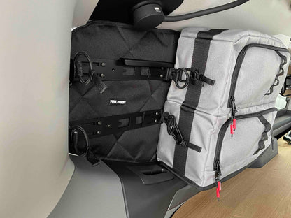 Fenstertaschen, Bagsysteme, Stauraum für Camper, Camper, Windowbags, Ford Tourneo Custom, Fenstertaschen für Ford Tourneo Custom in grau, Window bags for Ford Tourneo Custom, Zubehoer New Ford Tourneo V710, Fenstertaschen fuer Ford, Fenstertaschen fuer neue Caravelle, Fenstertaschen fuer neuen Transporter,  Stauraum fuer Ford, Zubehoer fuer Camper, Zubehoer fuer Ford Tourneo, Packtaschen fuer VW Caravelle, Packtaschen fuer Ford, Zubehoer für Ford Nugget, Zubehoer fuer Volkswagen, 