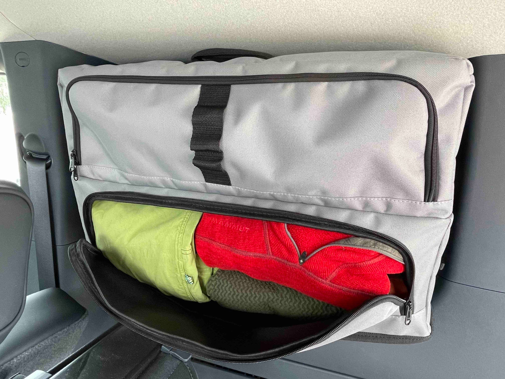 Fenstertaschen für KIA PV 5, PV5 Fenstertaschen, Packtaschen für Kia PV5, Stauraum und Campingzubehör für Kia PV 5, Camper KIA PV5, Campingzubehör Kia PV5, PV5 als Camper, Kia PV5 als Camper, Campingumbau KIA PV5, Kia Camper Light, Light Camper Kia