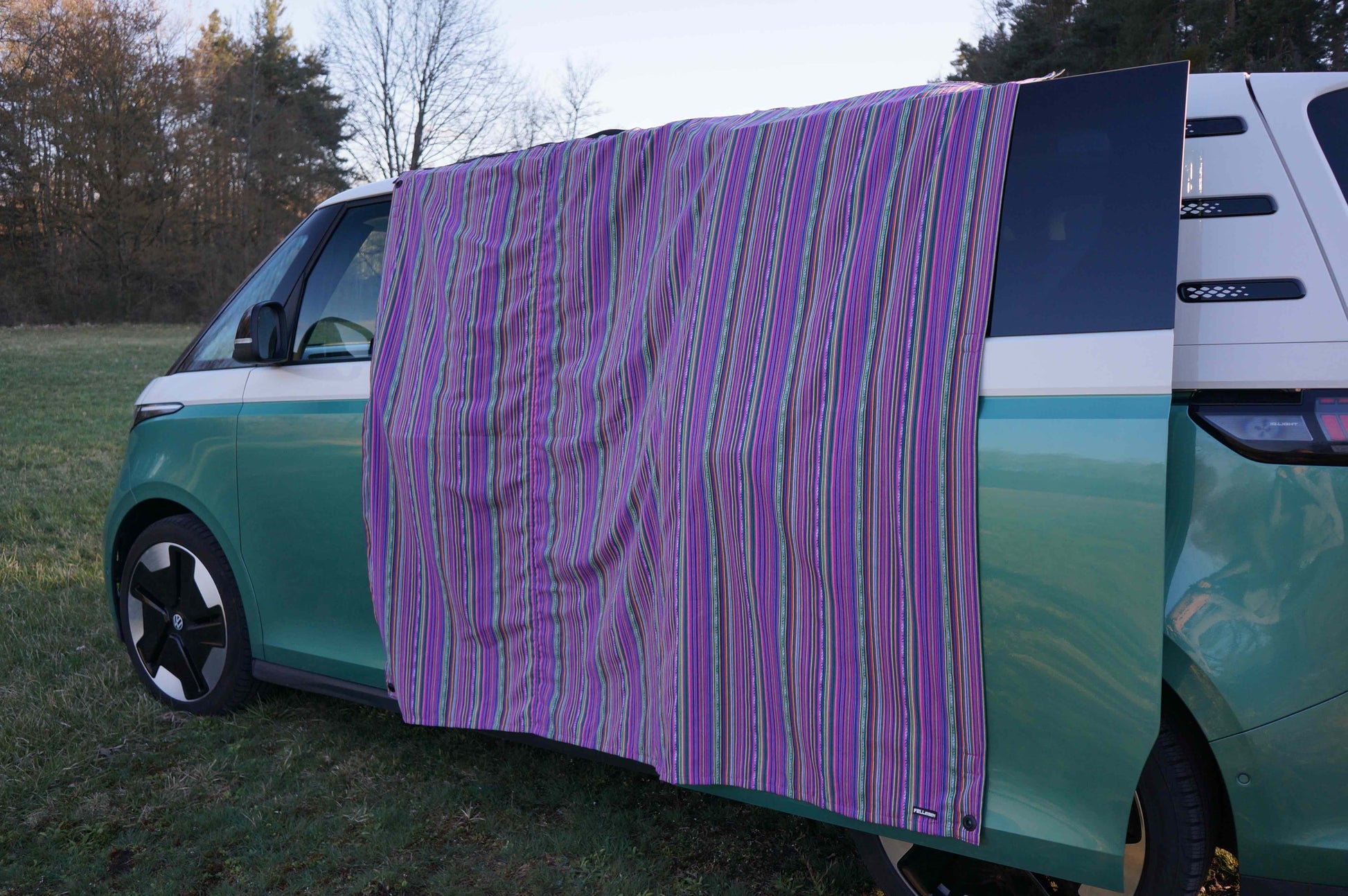 magnetisches Tuch, magnetischer Sichtschutz, magnetischer Sonnenschutz, magnetisches Sonnensegel, Campingtuch, Sonnensegel, Tarp fuer Camper, Tuch fuer Camper, Magnettuch, magnetisches Moskitonetz, Multituch fuer Camper, Sonnentuch fuer Camper, Tuch als Moskitonetz