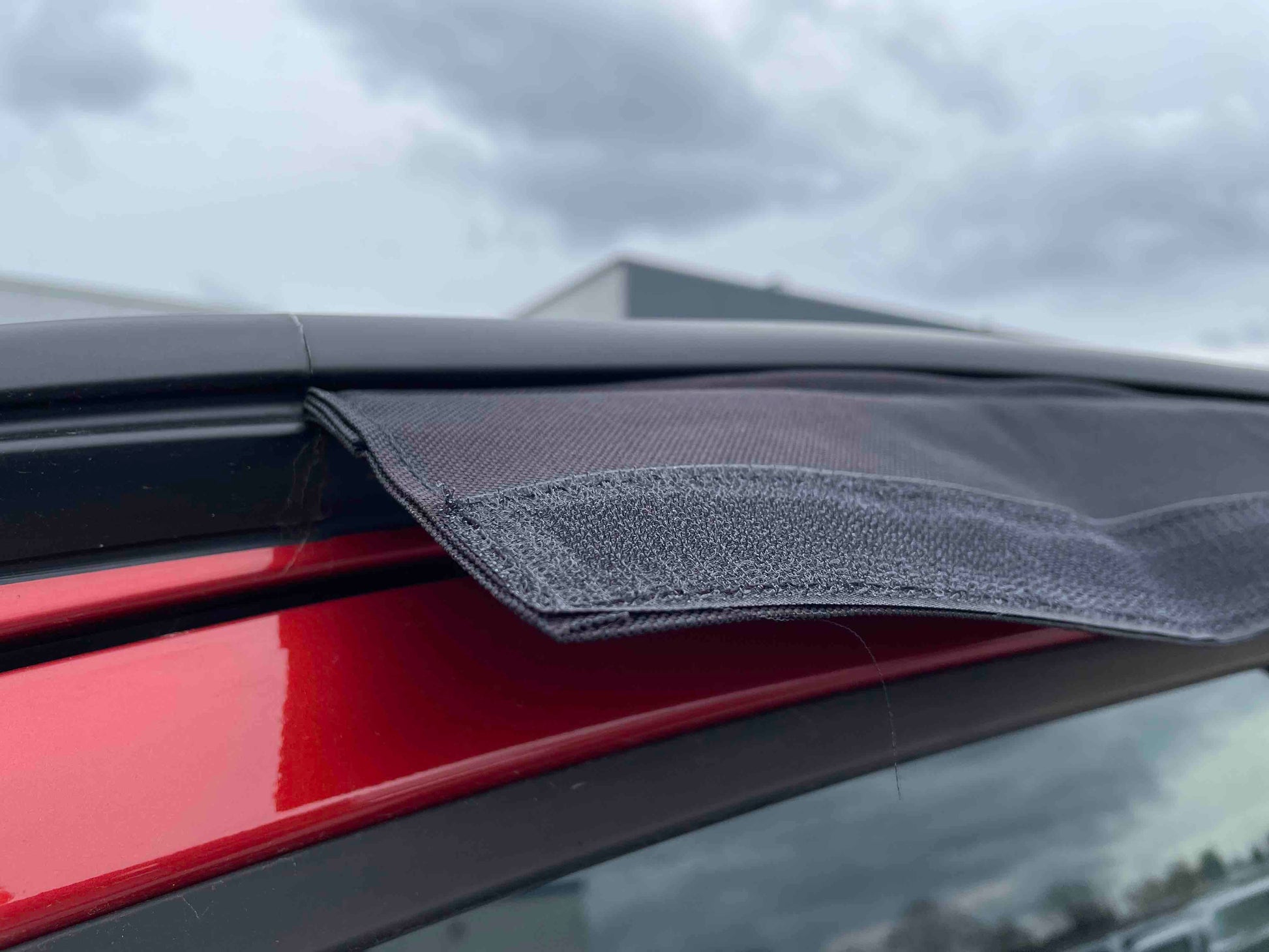 Sonnensegel für Camper, Campingtuch, Tarp, Markisenzubehör, minimalistisches Sonnentuch, Awing für Camper, Blickschutz für Camper, Moskitoschutz, multifunktionales Tuch, multifunktionales Tarp, multifunktionales Sonnensegel, Design-Sonnensegel, Magnettuch, magnetisches Sonnensegel, Sonnensegel für Microcamper, Sonnensegel für Mikrocamper, Sonnensegel für Hochdachkombis, Ergänzung zu Markisen