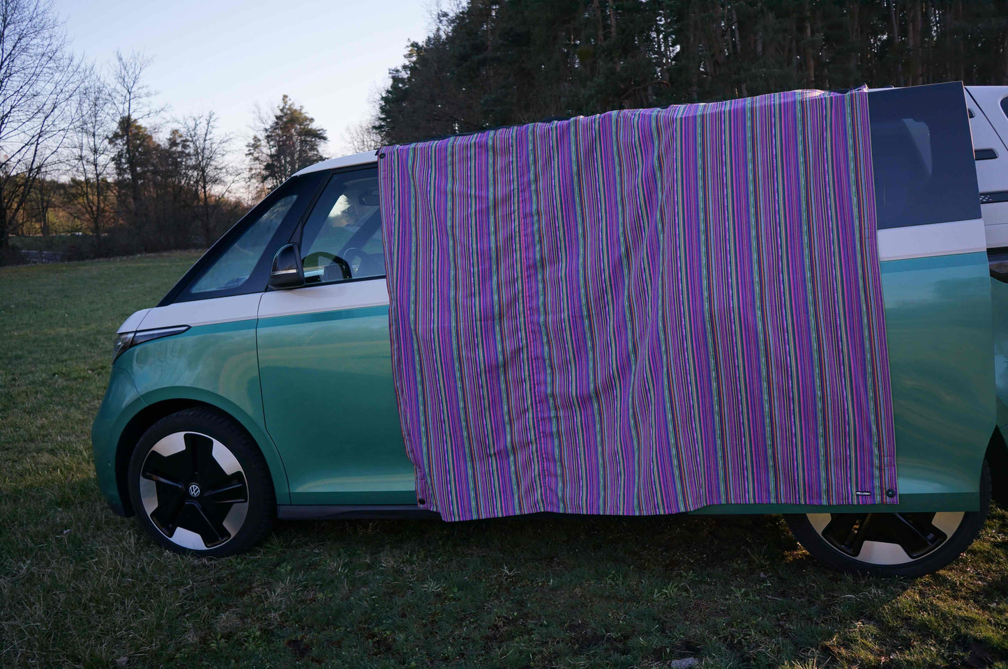 magnetisches Tuch, magnetischer Sichtschutz, magnetischer Sonnenschutz, magnetisches Sonnensegel, Campingtuch, Sonnensegel, Tarp fuer Camper, Tuch fuer Camper, Magnettuch, magnetisches Moskitonetz, Multituch fuer Camper, Sonnentuch fuer Camper, Tuch als Moskitonetz