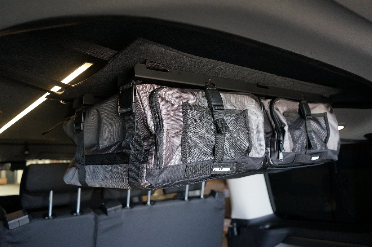 Dachschrank, Stauraum, flexibel, einzeln entnehmbar, Camper Ausbau, Staurraum fuer Campster, Vanster, Ford, PSA. Packtaschen fuer Camper, Stauraumlösungen fuer Camper, Stauraum ohne Bohren, Packtaschen fuer Camper, Packtaschen fuer Ford, Packtaschen fuer Aufstelldächer, SCA-Dach Packtaschen, Einbau Aufstelldach, Camperausbau