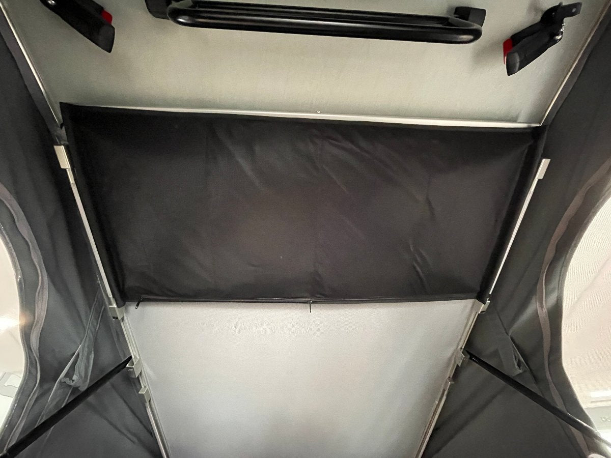 VW California, Caddy, Campster, Vanster, PSA, Aufbewahrung Netz, Stauraum, Gepäcknetz für SCA-Dächer, Gepäcknetz fuer Vans, Staunetz fuer Camper, Gepäcknetz fuer Camper, Stauraum im Camper, Roofnetz, Dachnetz fuer Camper, roofnet, Stauraum im Aufstelldach, Gepäcknetz fuer Original und Nachrüstdächer, Zubehoer fuer VW T7 California, Stauraum fuer California T6, Stauraum fuer Renault Trafic, Stauraum fuer SCA-Dächer, Dachnetz fuer Vans.