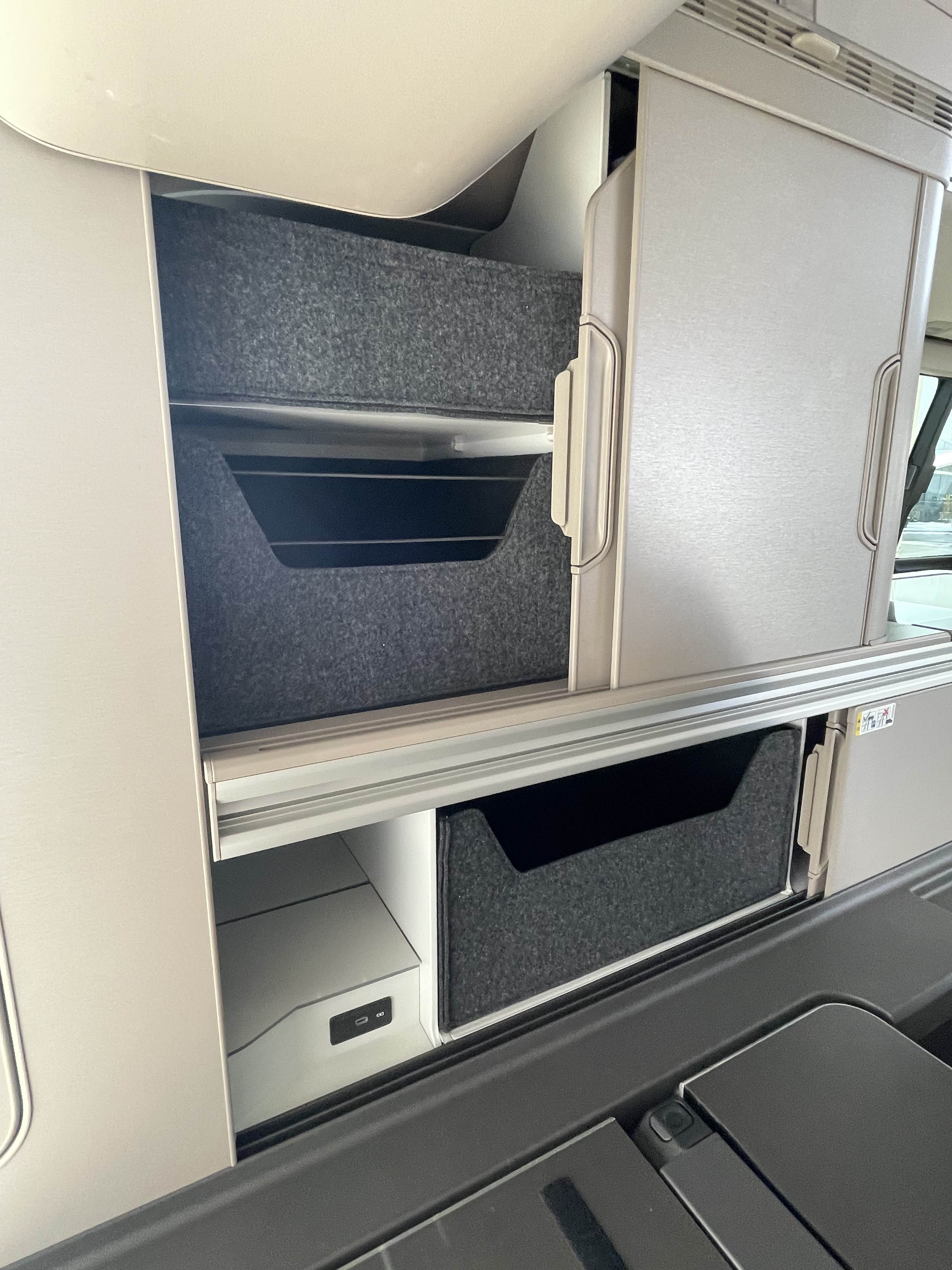 Stauraumboxen fuer VW California, Schrankboxen fuer VW California, Filzboxen fuer Camper, Schrankboxen aus Filz, Stauraum im Camper, Schrankboxen fuer VW T7 Ocean, Stauraumboxen fuer VW T7 Ocean, Schrankboxen fuer T7, Stauraum im T7, Stauraumerweiterung fuer T7, Schrankboxen T7