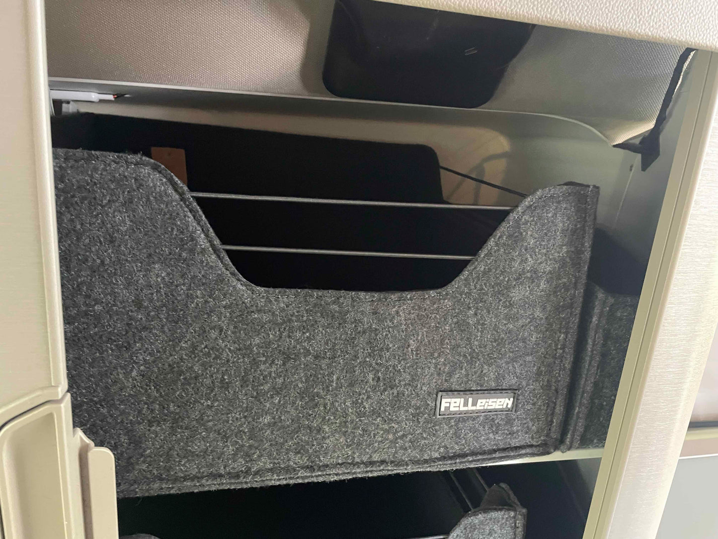 Schrankbox für VW T7, Stauraumbox für VW California, Passgenau Stauraumboxen, Schrankboxen für VW California, Boxen für VW Ocean, Boxen für VW Coast, Boxen für California, Stauraum und Zubehör für VW California. Zubehör und Stauraum für VW California, Filzboxen fuer VW California, Zubehör und Stauraum fuer VW California, Filzboxen fuer T7,Stauraumboxen fuer VW California, Schrankboxen fuer VW California, Filzboxen fuer Camper, Schrankboxen aus Filz, Stauraum im Camper, Schrankboxen fuer VW T7 Ocean, 