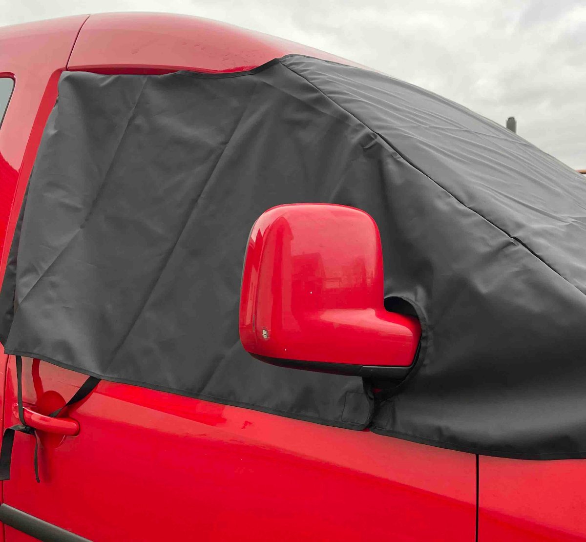 VW Caddy Sichtschutz, Sonnenschutz, leichte Abdeckung, Abdunkelung fuer Caddy, Thermomatten fuer Caddy, Cockpitisolierung fuer Caddy, Isolierung fuer Caddy