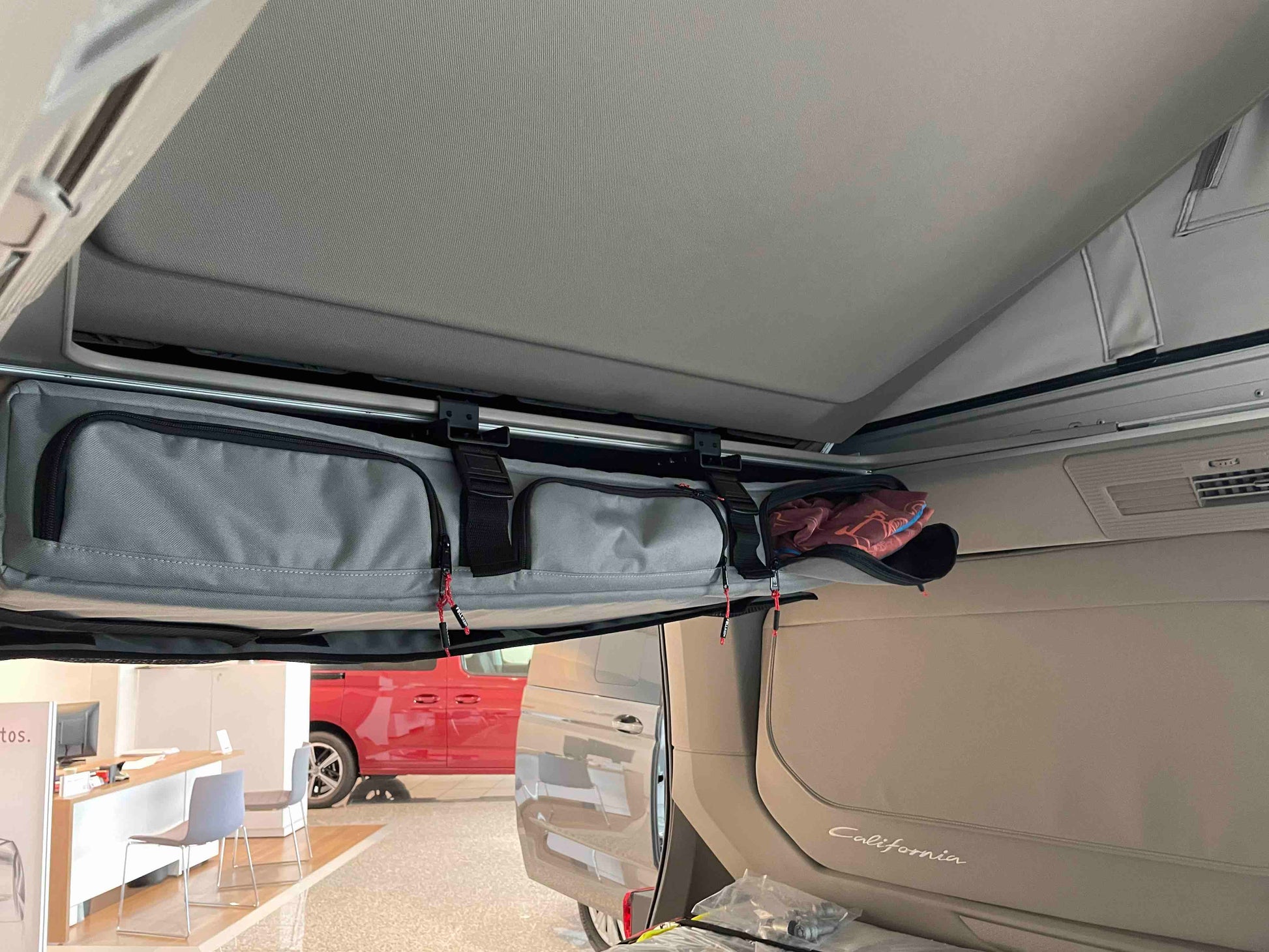 Dachschrank, Stauraum, California T7, Fenstertaschen, VW der neue California