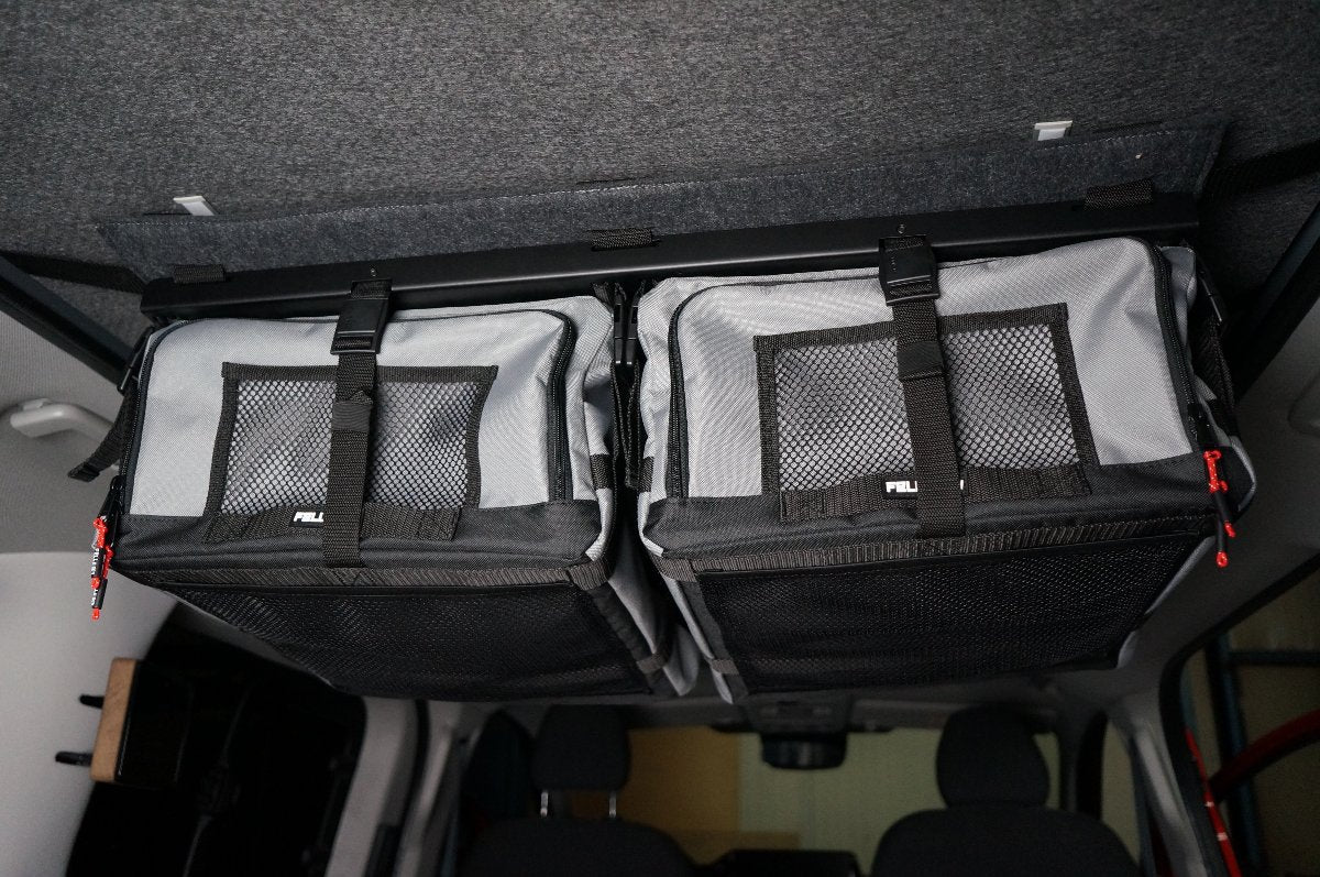 Dachschrank, Stauraum, flexibel, einzeln entnehmbar, Camper Ausbau, Staurraum fuer Campster, Vanster, Ford, PSA. Packtaschen fuer Camper, Stauraumlösungen fuer Camper, Stauraum ohne Bohren, Packtaschen fuer Camper, Packtaschen fuer Ford, Packtaschen fuer Aufstelldächer, SCA-Dach Packtaschen, Einbau Aufstelldach,