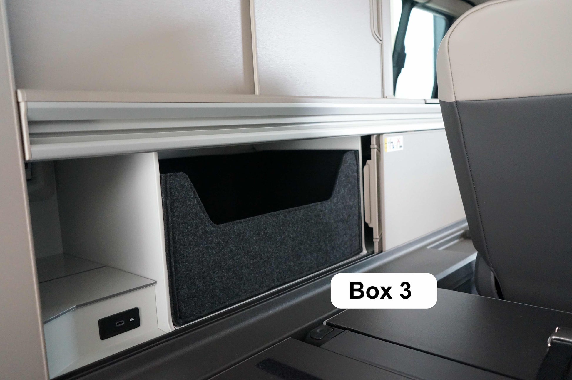 Stauraumboxen fuer VW California, Schrankboxen fuer VW California, Filzboxen fuer Camper, Schrankboxen aus Filz, Stauraum im Camper, Schrankboxen fuer VW T7 Ocean, Stauraumboxen fuer VW T7 Ocean, Schrankboxen fuer T7, Stauraum im T7, Stauraumerweiterung fuer T7, Schrankboxen T7