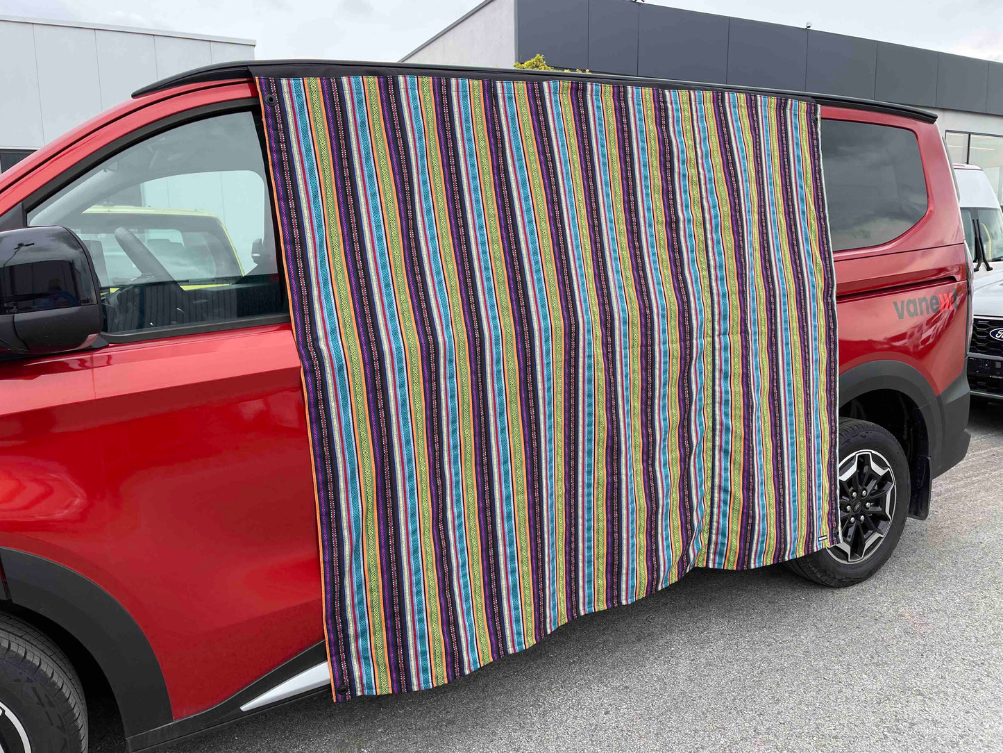 Sonnensegel für Camper, Campingtuch, Tarp, Markisenzubehör, minimalistisches Sonnentuch, Awing für Camper, Blickschutz für Camper, Moskitoschutz, multifunktionales Tuch, multifunktionales Tarp, multifunktionales Sonnensegel, Design-Sonnensegel, Magnettuch, magnetisches Sonnensegel, Sonnensegel für Microcamper, Sonnensegel für Mikrocamper, Sonnensegel für Hochdachkombis, Ergänzung zu Markisen