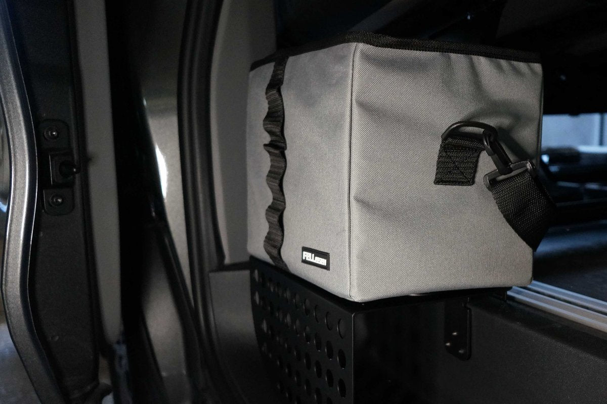 New Ford Tourneo V710 Trittstufe Regal, Stauraum fuer Ford, Stauraum Ford Nugget, Trittstufenregal fur neuen Transporter, Trittstufenregal fuer VW, Trittstufenregal fuer Vanexxt, Trittstufenregal fuer VW Transporter, Trittstufenregal fuer Ford V710, Stauraum fuer Ford, Taschen fuer Ford, Zubehoer fuer Ford, Trittstufeneinsatz, Schuhregal fuer Ford