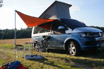 VanTento, modulares Tarp System, Sonnenschutz, Sonnensegel, das verbindbare Tarp, Zubehör für Camper, verbindbares Sonnensegel, modulares Sonnensegel, Sonnenschutz für Camper, Sonnensegel für Campingfahrzeuge, Markisenzubehör für Camper, Sonnnenschutz für Vans, magnetischer Sonnenschutz, magnetisches Tarp