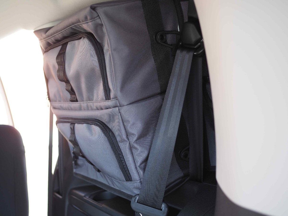 PSA Campster, Vanster, Spacetourer Fenstertaschen, Stauraum, Aufbewahrung, Fenstertaschen PSA, Fenstertaschen für PSA Bus - einfach Stauraum schaffen, Fenstertaschen Spacetourer, Fenstertaschen Pössl, Fenstertaschen Crosscamp, Fenstertaschen Campster, Fenstertaschen Vanster, Fenstertaschen Peugeot Traveller, Fenstertaschen Toyota Pro Ace Verso, Zubehoer für den PSA Bus.